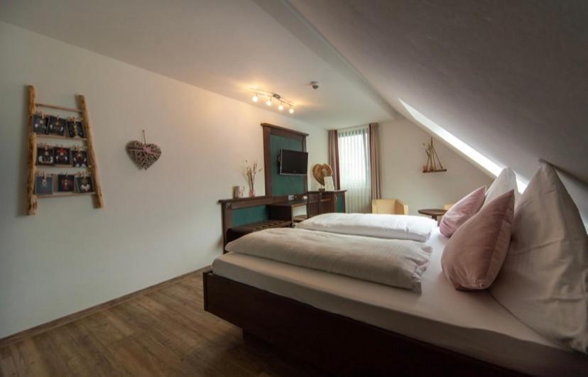 Hotel Restaurant Auerhahn 巴特维尔德巴德 外观 照片