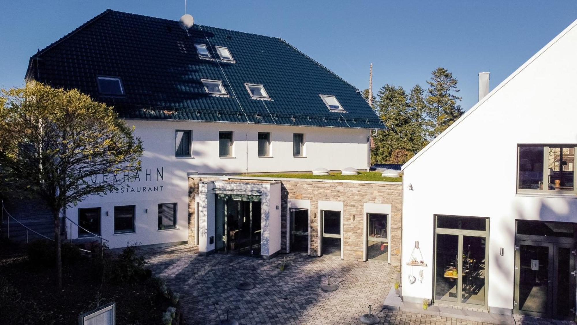 Hotel Restaurant Auerhahn 巴特维尔德巴德 外观 照片